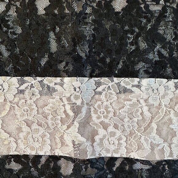 Victoria's Secret Floral Lace Top Sz S/P Black Cream Chunky Stripes Y2K 90s Goth - Picture 4 of 7